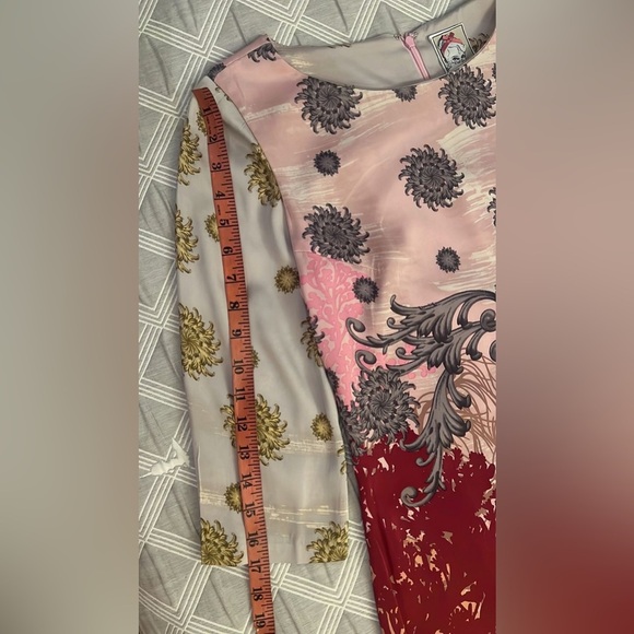 Yoana Baraschi Blush and Gold Floral Design - Picture 4 of 11